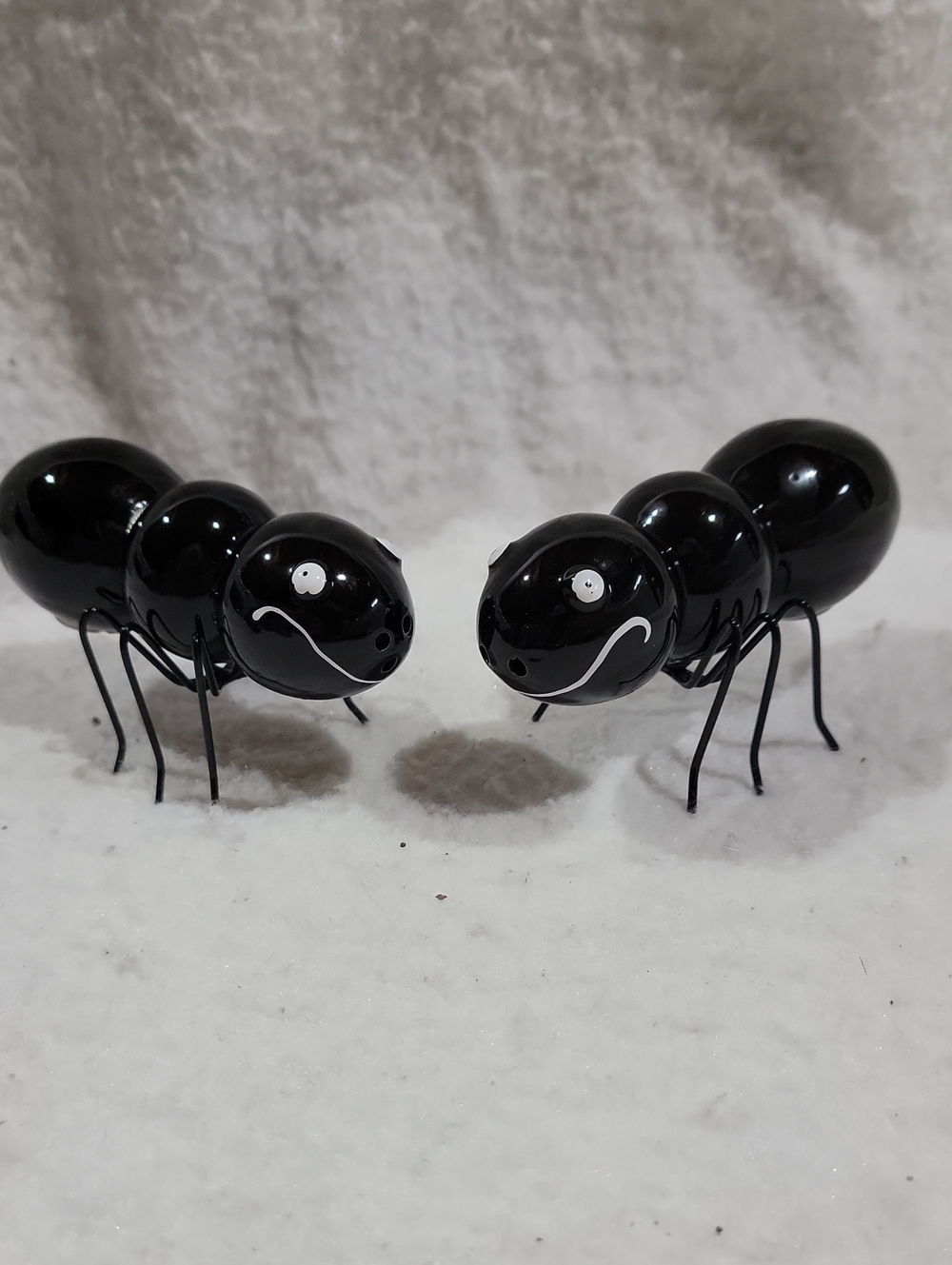 Pair of Ant Salt and Pepper Shakers Festive Holiday Halloween Ceramic